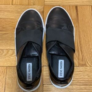 Steve Madden Enderson size 9